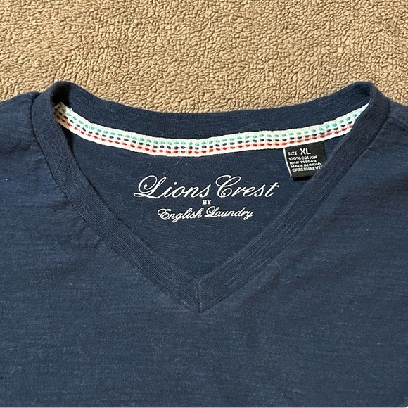 Lions Crest V-Neck Navy Blue with Shoulder Embellishment XL - Picture 2 of 10